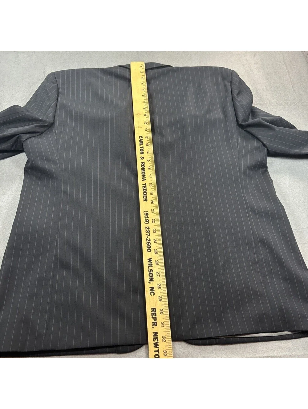 Andrew Fezza Size 48R Black 100% Worsted Wool Pinstripe Blazer Suit Coat